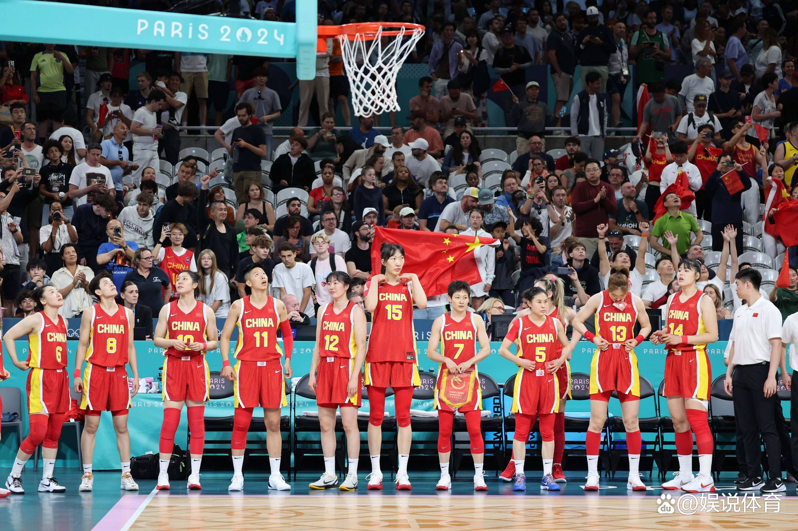 篮网客场激战取胜，逆袭晋级比赛